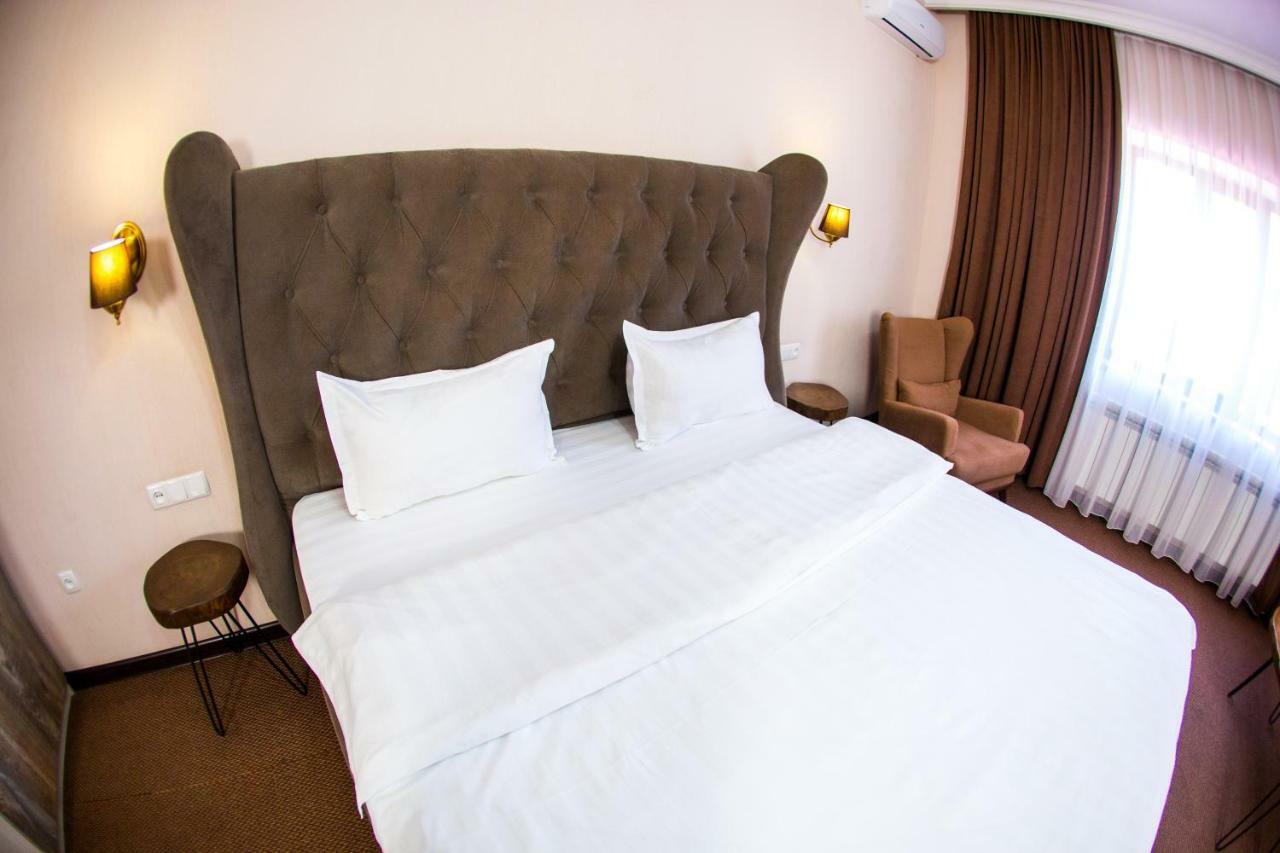 Keremet Hotel Almaty Exterior photo